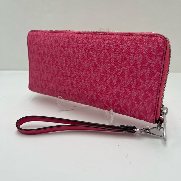 MICHAEL KORS Jet Set Large Signature Logo Continental Wallet Wristlet Phone NWT - Picture 9 of 16